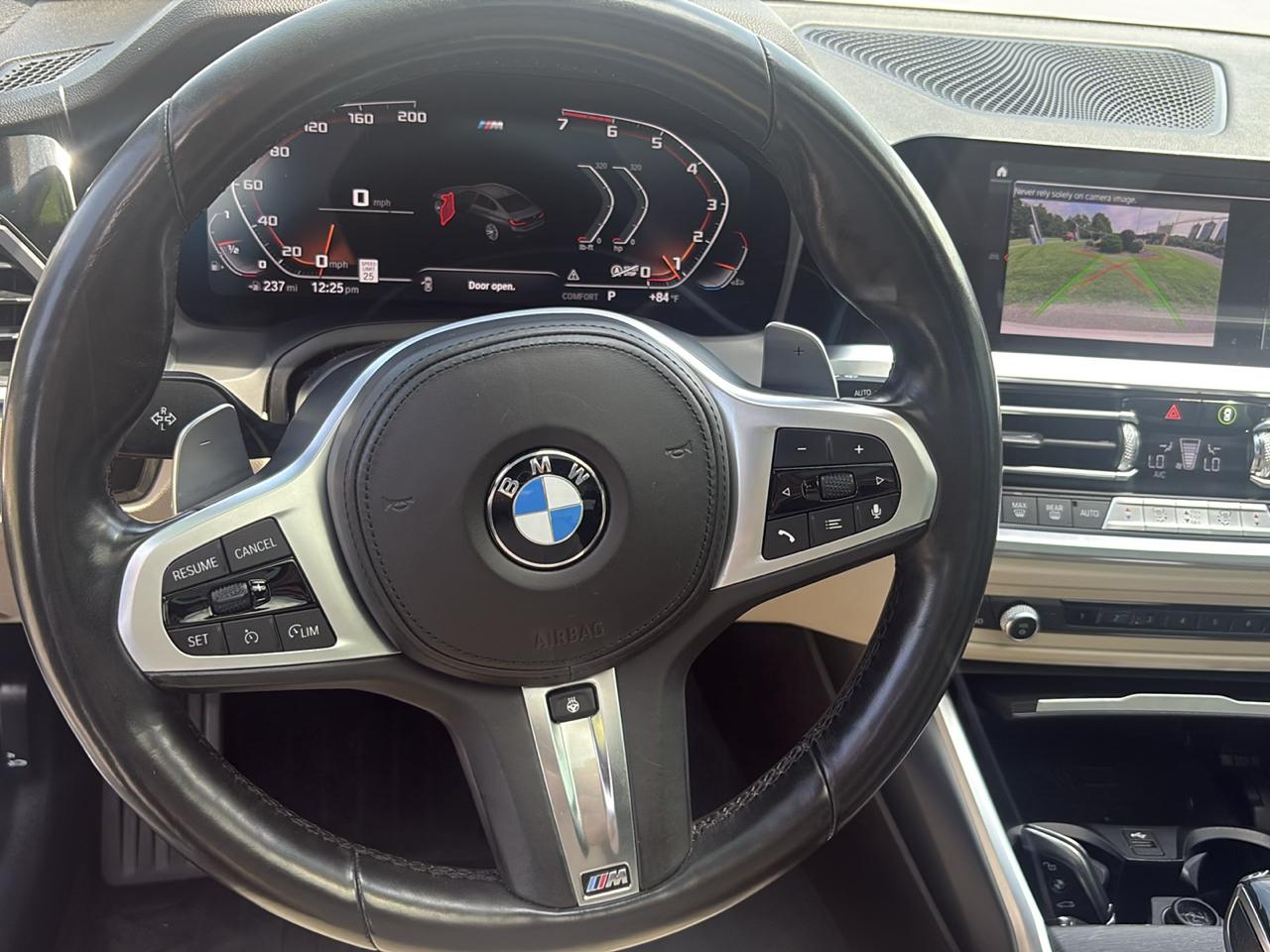 BMW 330i photo 17