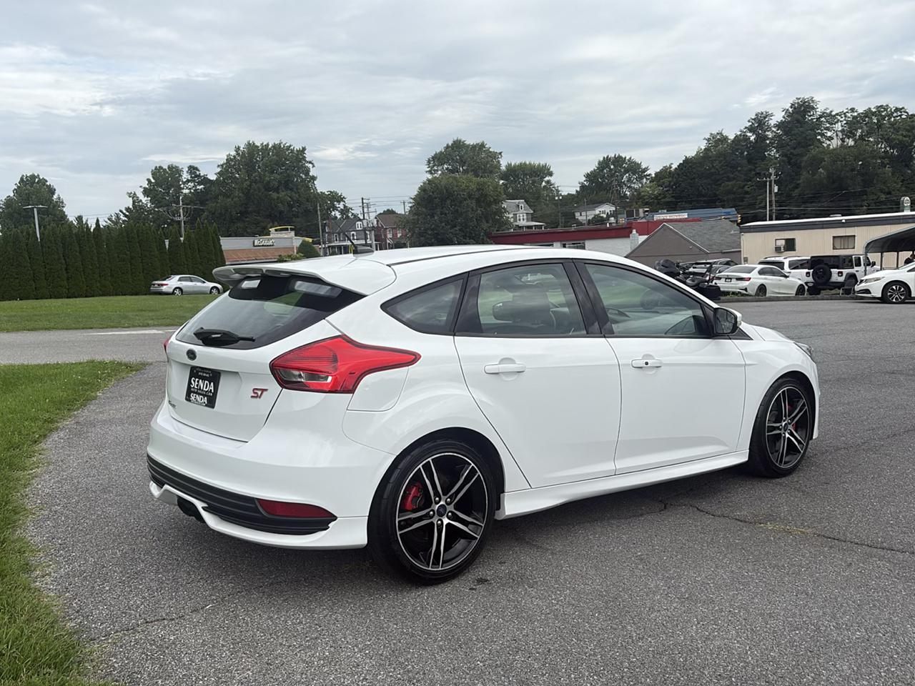 Ford Focus ST Hatch 2015