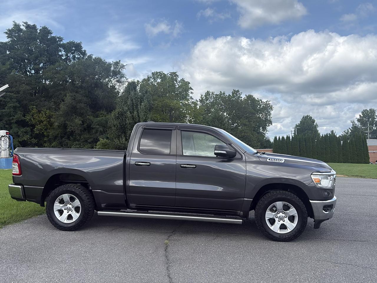 RAM 1500 Big Horn Quad Cab 4WD 2020