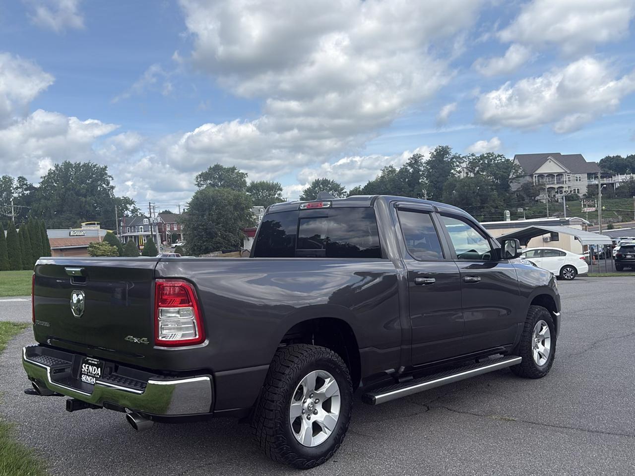 RAM 1500 Big Horn Quad Cab 4WD 2020