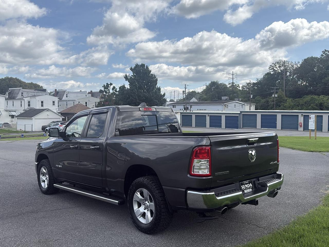 RAM 1500 Big Horn Quad Cab 4WD 2020