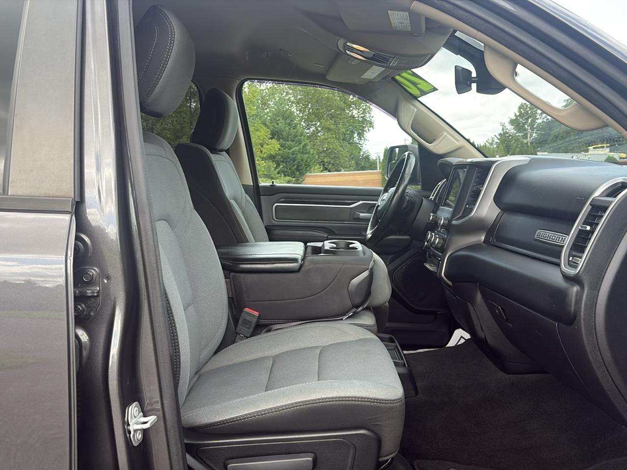 RAM 1500 Big Horn Quad Cab 4WD 2020