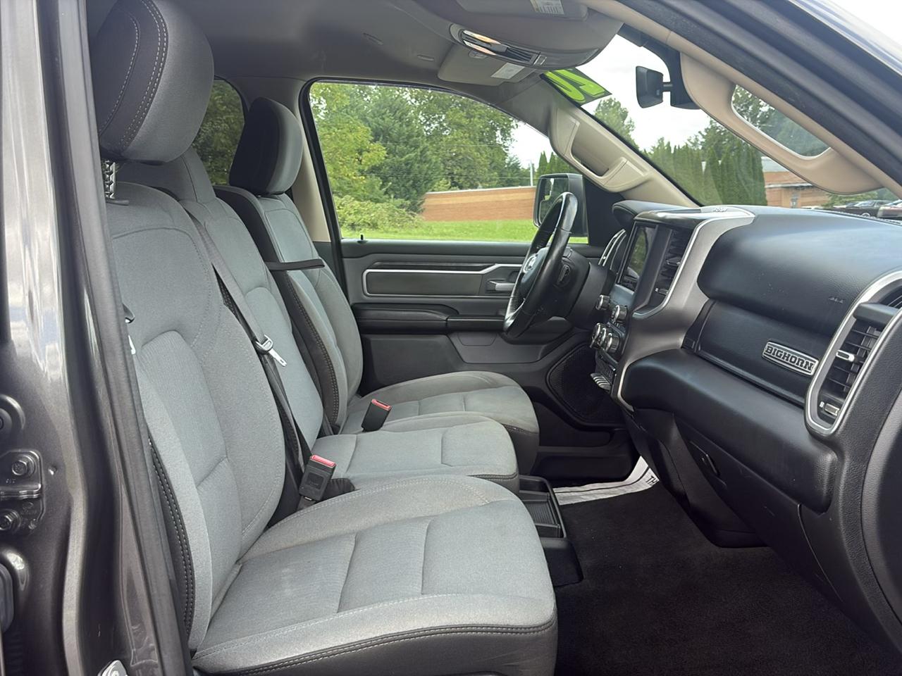 RAM 1500 Big Horn Quad Cab 4WD 2020