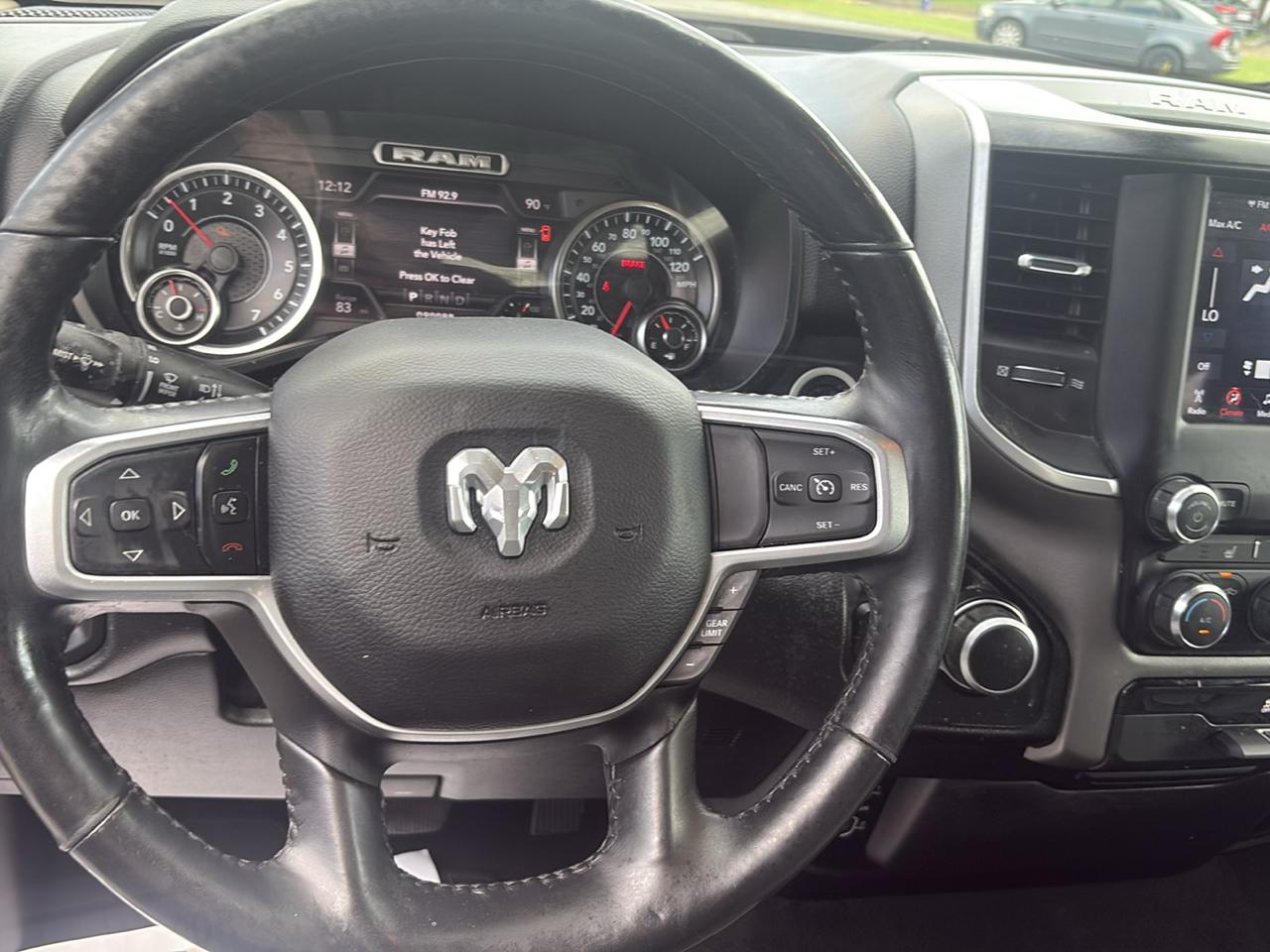 RAM 1500 Big Horn Quad Cab 4WD 2020