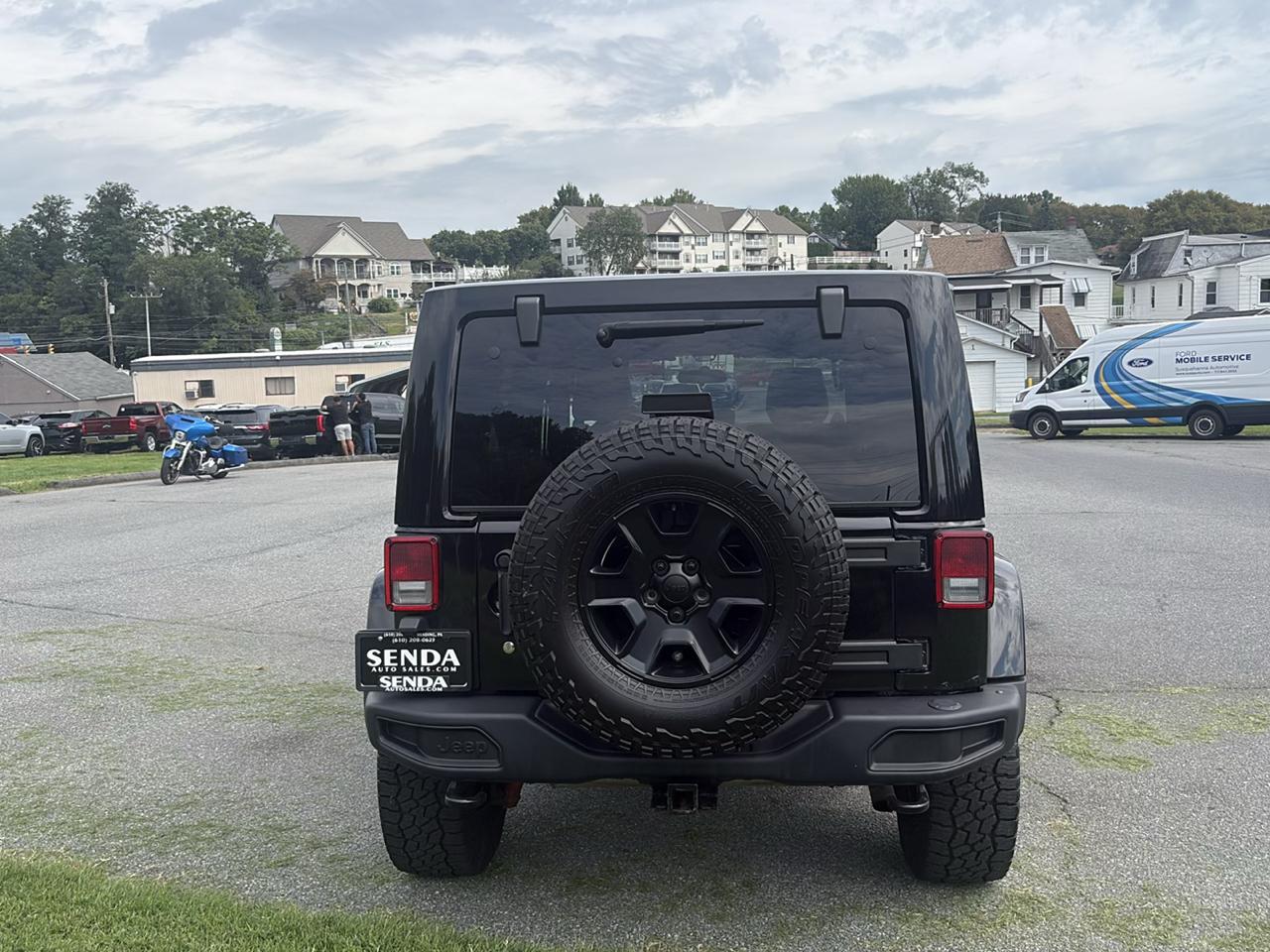 Jeep Wrangler photo 6