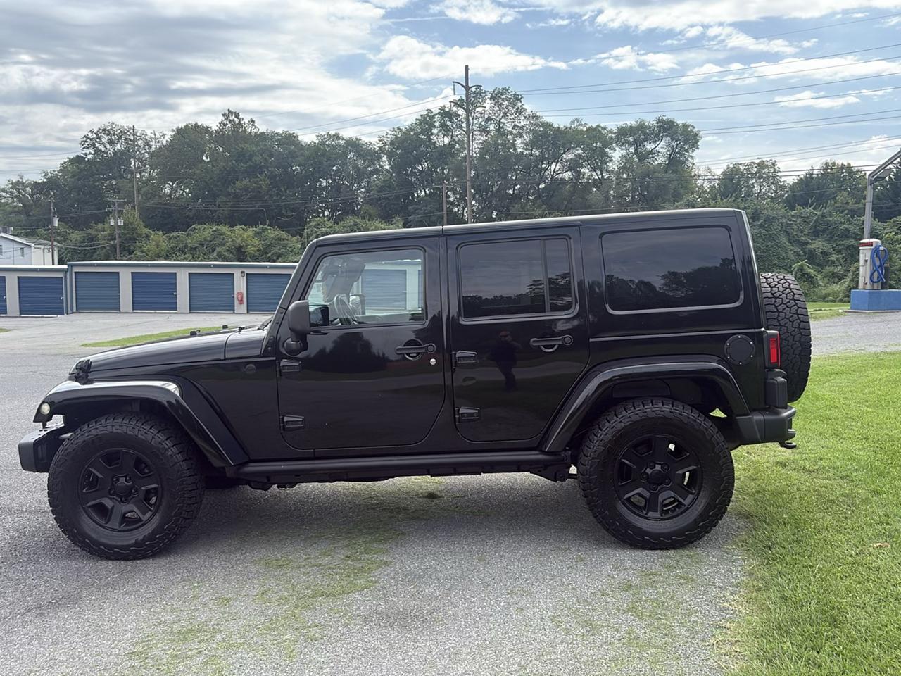 Jeep Wrangler photo 8