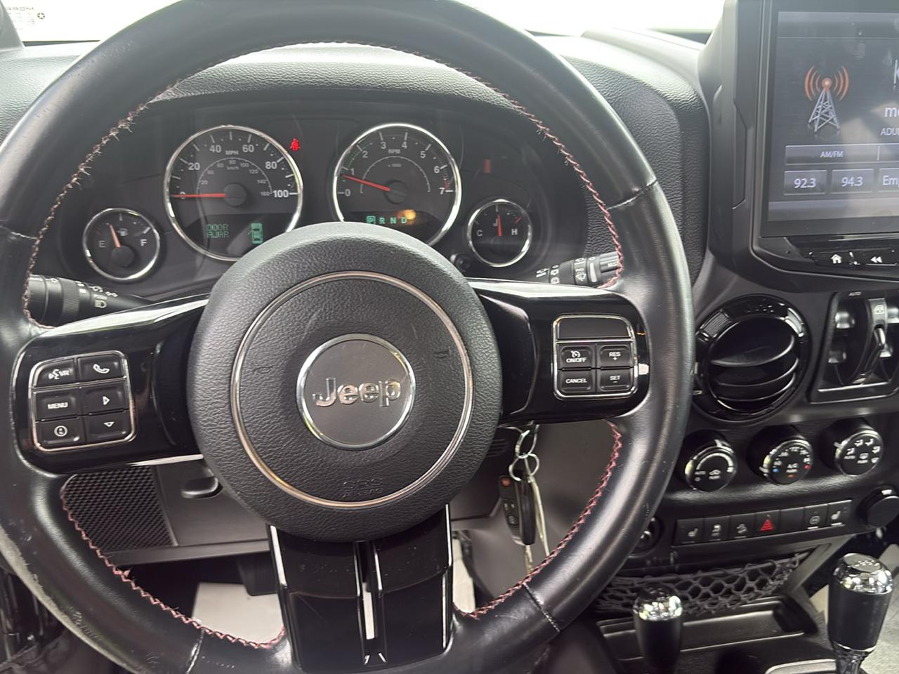 Jeep Wrangler photo 17
