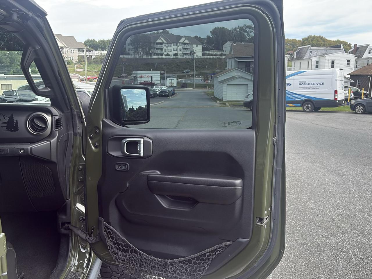 Jeep Gladiator Sport 2021