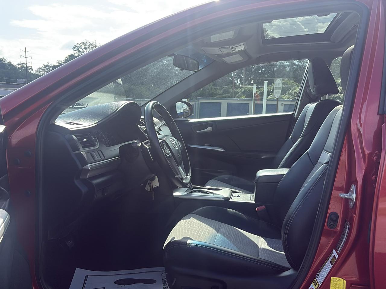 Toyota Camry SE 2012
