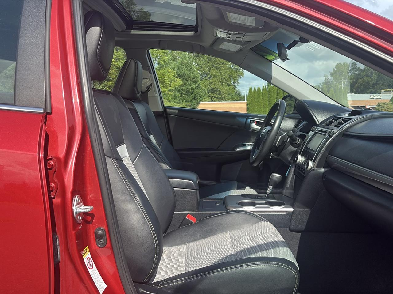 Toyota Camry SE 2012