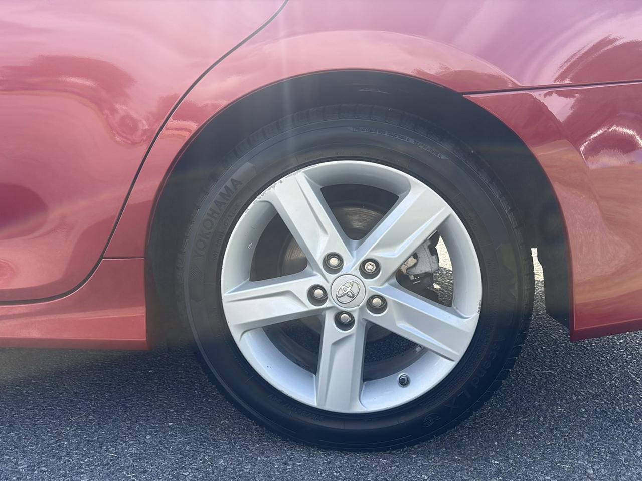 Toyota Camry SE 2012