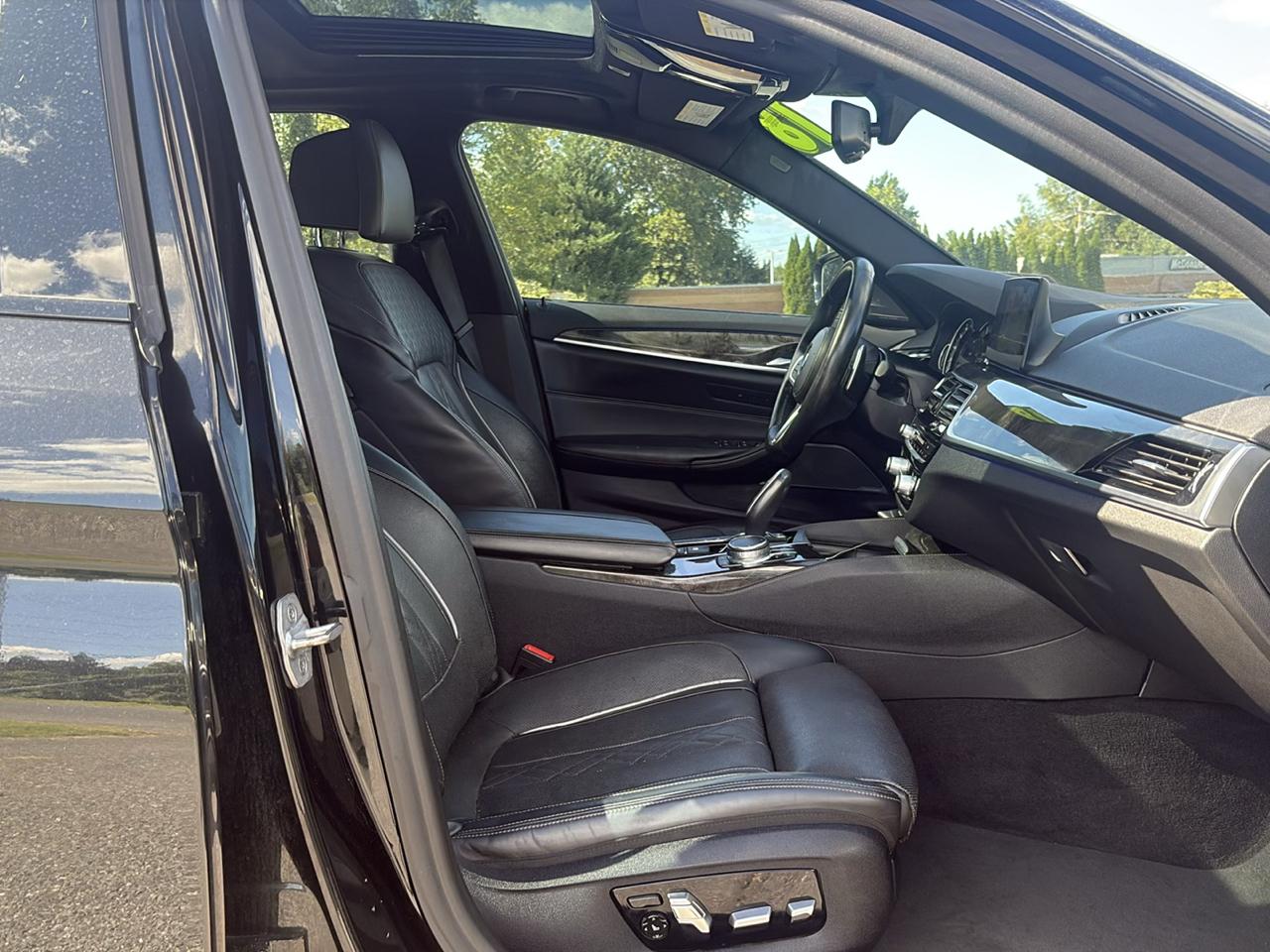 BMW 5-Series 530i xDrive 2018