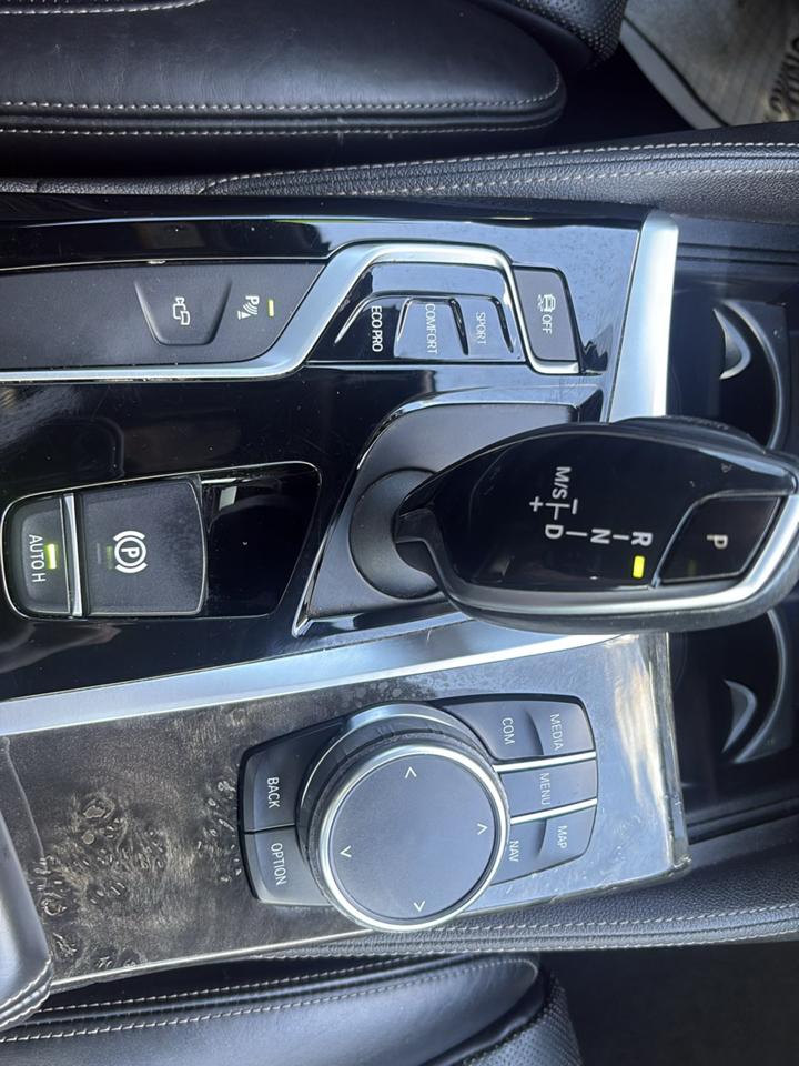 BMW 5-Series 530i xDrive 2018