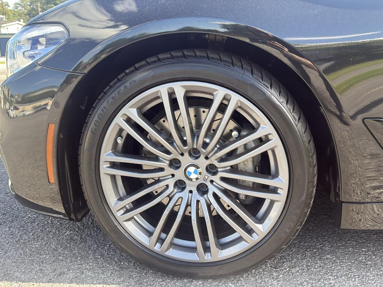 BMW 5-Series 530i xDrive 2018
