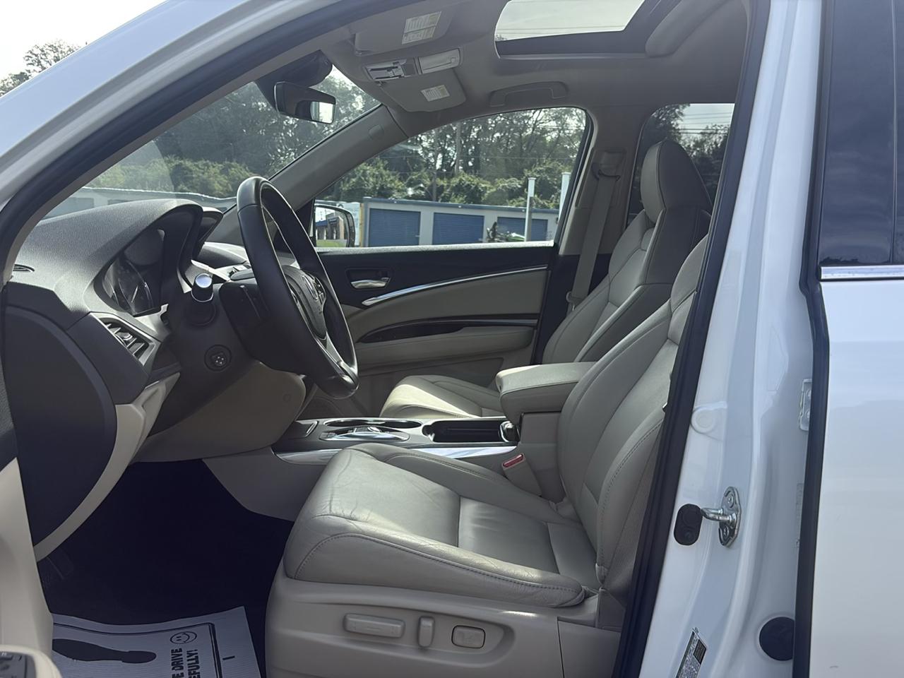 Acura MDX photo 13