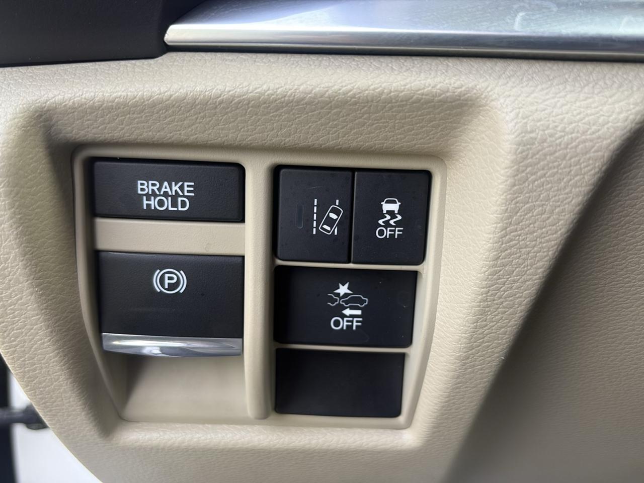 Acura MDX photo 23