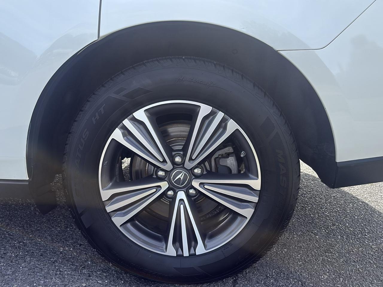 Acura MDX photo 25