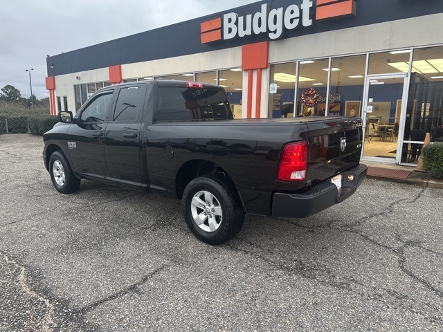 RAM 1500 Classic Tradesman 4x4 Quad Cab 6'4" Box 2023