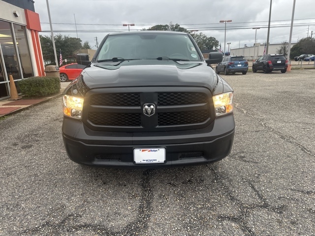 RAM 1500 Classic Tradesman 4x4 Quad Cab 6'4" Box 2023