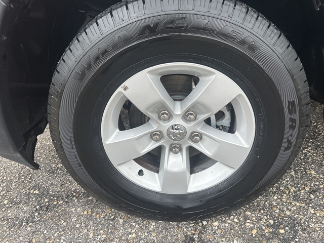 RAM 1500 Classic Tradesman 4x4 Quad Cab 6'4" Box 2023