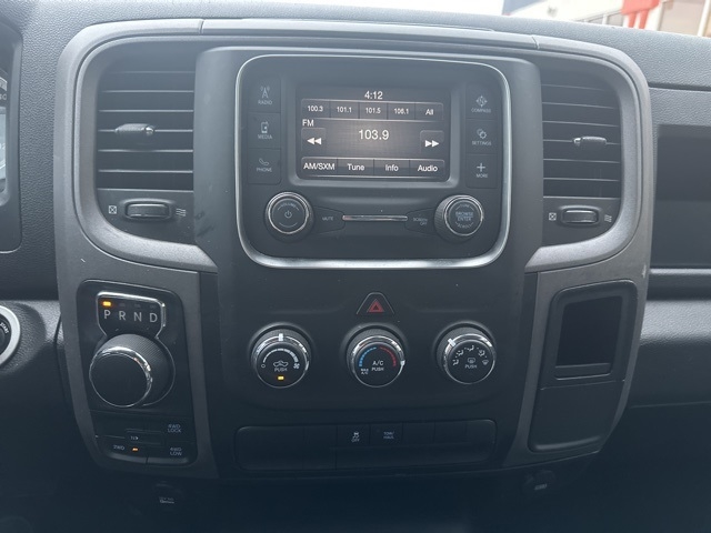 RAM 1500 Classic Tradesman 4x4 Quad Cab 6'4" Box 2023