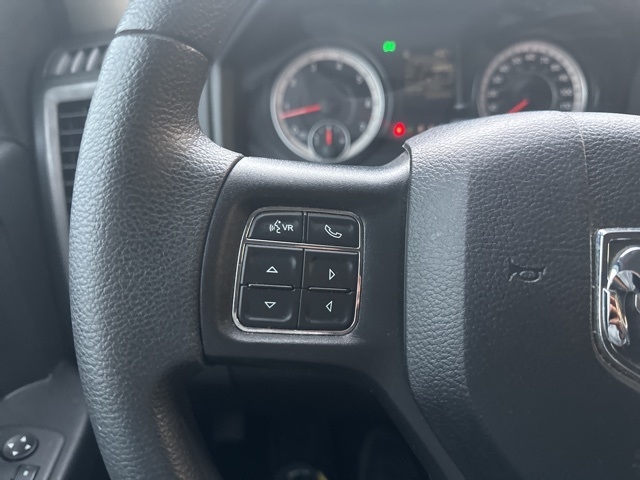 RAM 1500 Classic Tradesman 4x4 Quad Cab 6'4" Box 2023