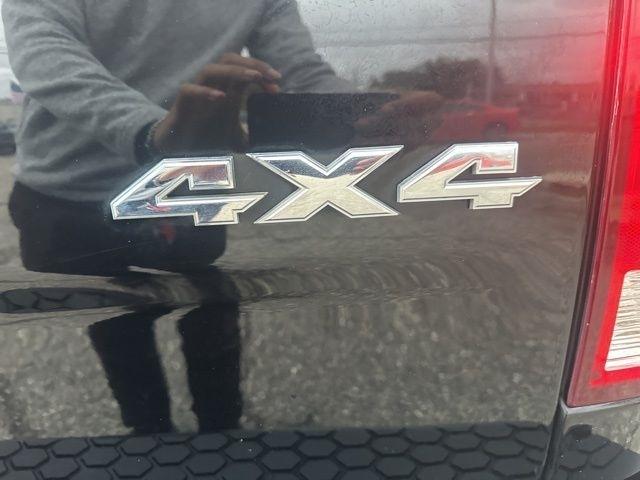 RAM 1500 Classic Tradesman 4x4 Quad Cab 6'4" Box 2023