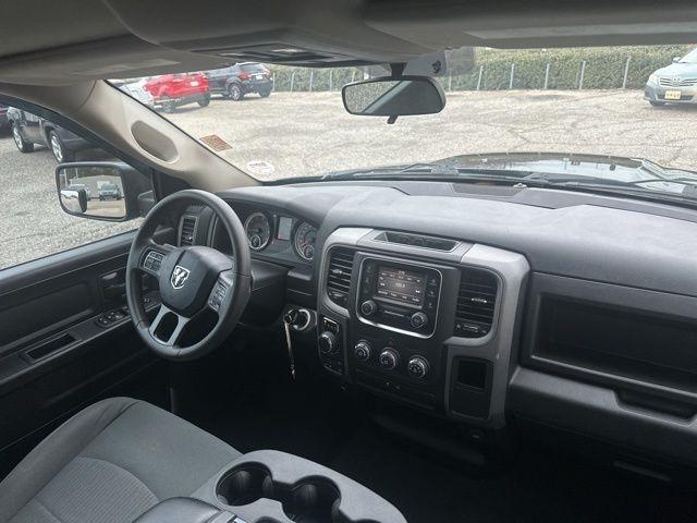 RAM 1500 Classic Tradesman 4x4 Quad Cab 6'4" Box 2023