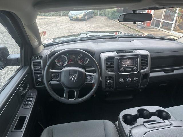 RAM 1500 Classic Tradesman 4x4 Quad Cab 6'4" Box 2023