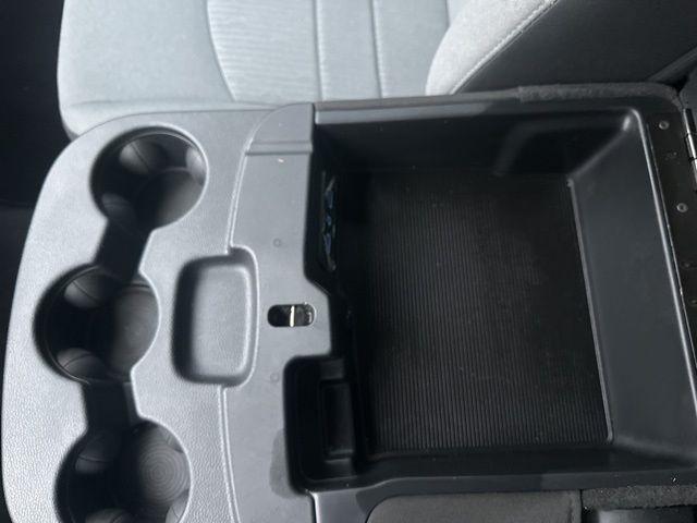 RAM 1500 Classic Tradesman 4x4 Quad Cab 6'4" Box 2023