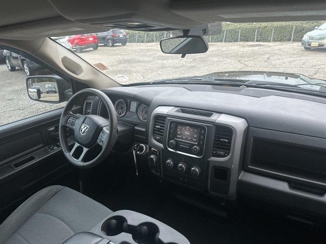 RAM 1500 Classic Tradesman 4x4 Quad Cab 6'4" Box 2023