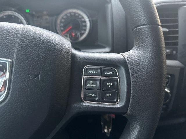 RAM 1500 Classic Tradesman 4x4 Quad Cab 6'4" Box 2023