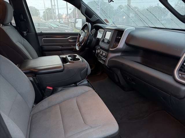 RAM 1500 Lone Star 4x2 Quad Cab 6'4" Box 2022