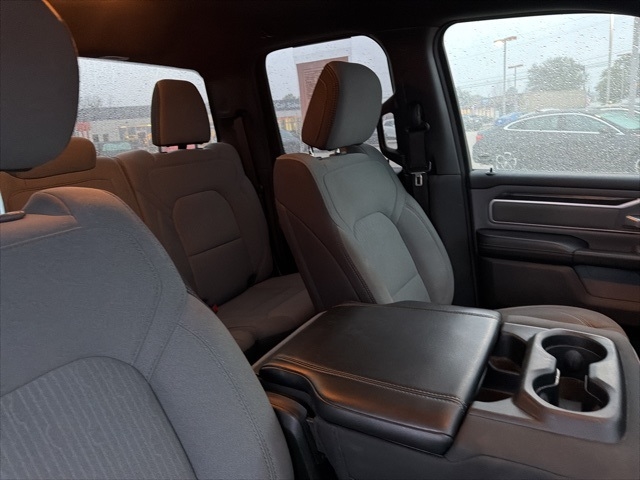 RAM 1500 Lone Star 4x2 Quad Cab 6'4" Box 2022