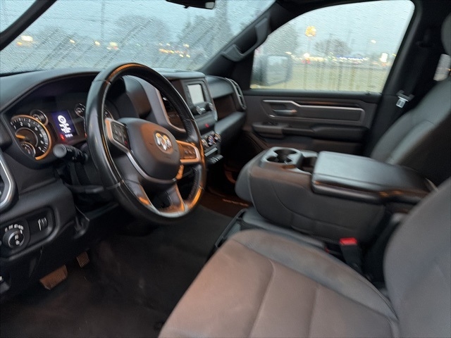 RAM 1500 Lone Star 4x2 Quad Cab 6'4" Box 2022