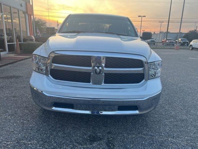 RAM 1500 Classic SLT 4x2 Crew Cab 5'7" Box 2022