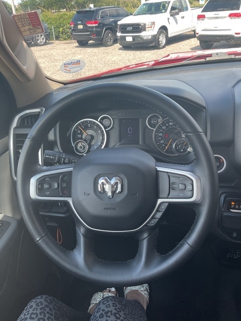 RAM 1500 Big Horn 4x2 Crew Cab 6'4" Box 2020