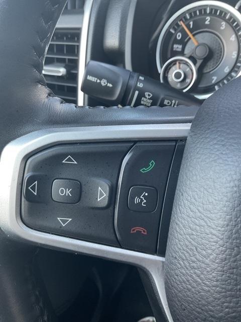 RAM 1500 Big Horn 4x2 Crew Cab 6'4" Box 2020