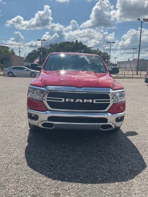 RAM 1500 Big Horn 4x2 Crew Cab 6'4" Box 2020