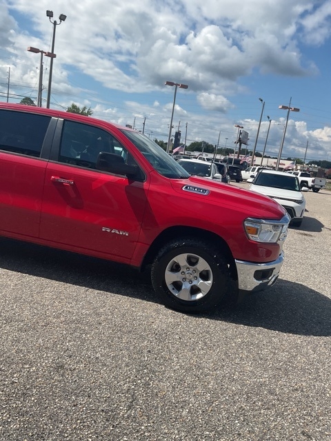 RAM 1500 Big Horn 4x2 Crew Cab 6'4" Box 2020