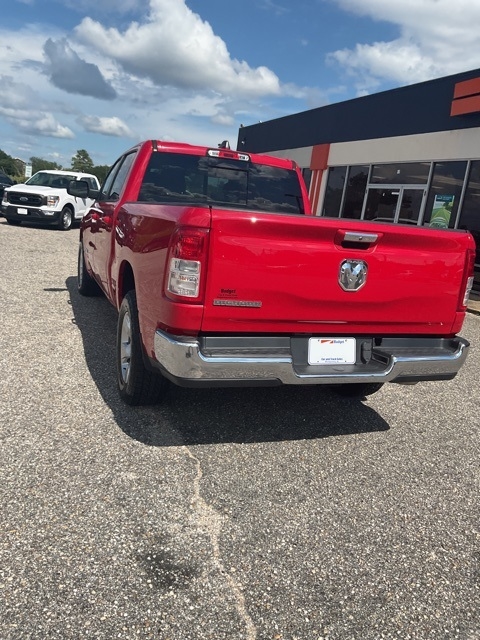 RAM 1500 Big Horn 4x2 Crew Cab 6'4" Box 2020