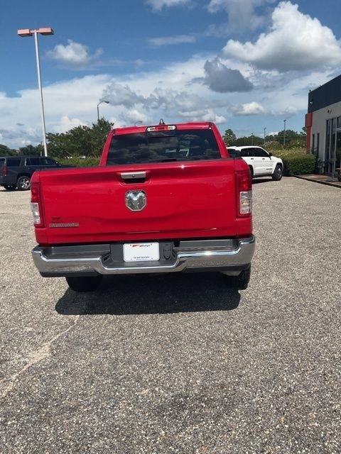 RAM 1500 Big Horn 4x2 Crew Cab 6'4" Box 2020