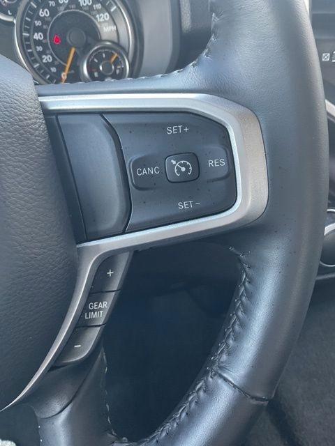 RAM 1500 Big Horn 4x2 Crew Cab 6'4" Box 2020