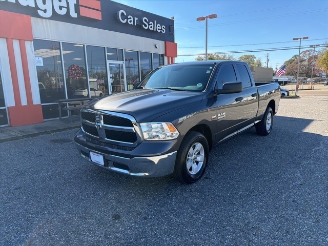 RAM 1500 Classic Tradesman 4x2 Quad Cab 6'4" Box 2019