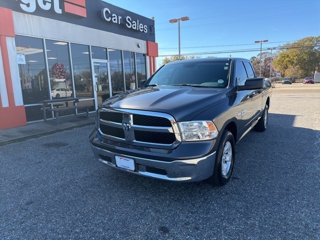 RAM 1500 Classic Tradesman 4x2 Quad Cab 6'4" Box 2019