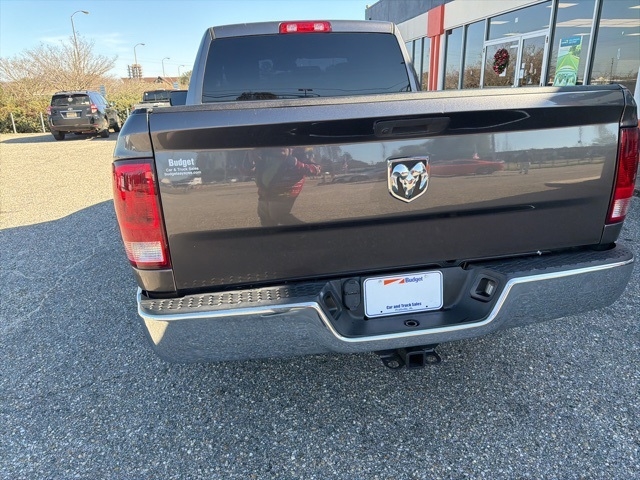 RAM 1500 Classic Tradesman 4x2 Quad Cab 6'4" Box 2019