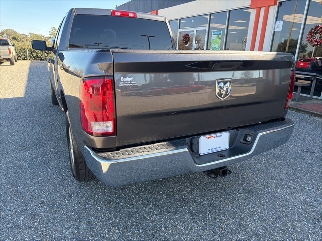 RAM 1500 Classic Tradesman 4x2 Quad Cab 6'4" Box 2019