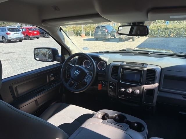 RAM 1500 Classic Tradesman 4x2 Quad Cab 6'4" Box 2019