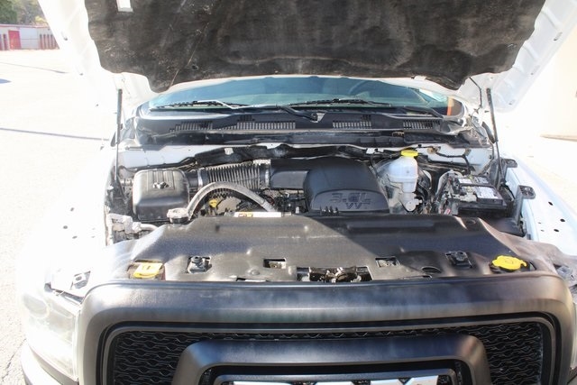 RAM 1500 Classic Warlock 4x2 Crew Cab 5'7" Box 2024