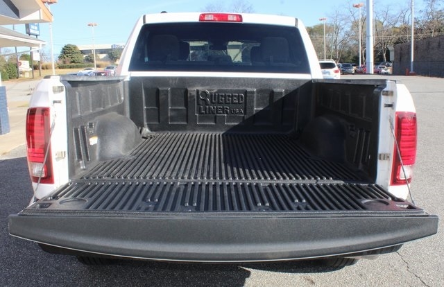 RAM 1500 Classic Warlock 4x2 Crew Cab 5'7" Box 2024